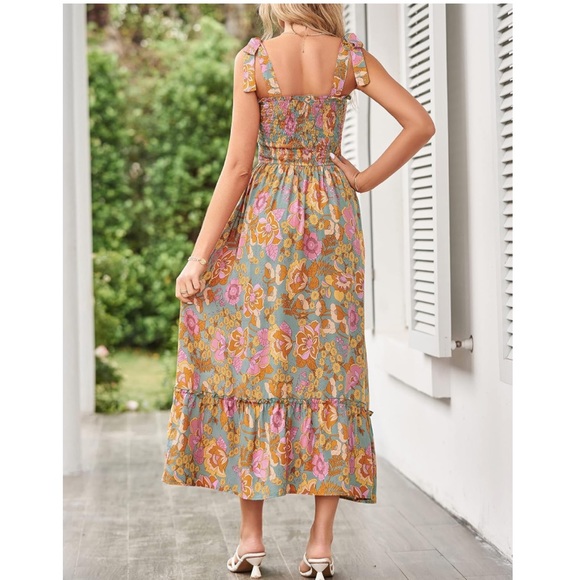 ✨HP!✨ Perfect Floral 🌺 - Picture 3 of 4